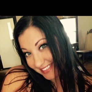 Meet your Posher, Alanna